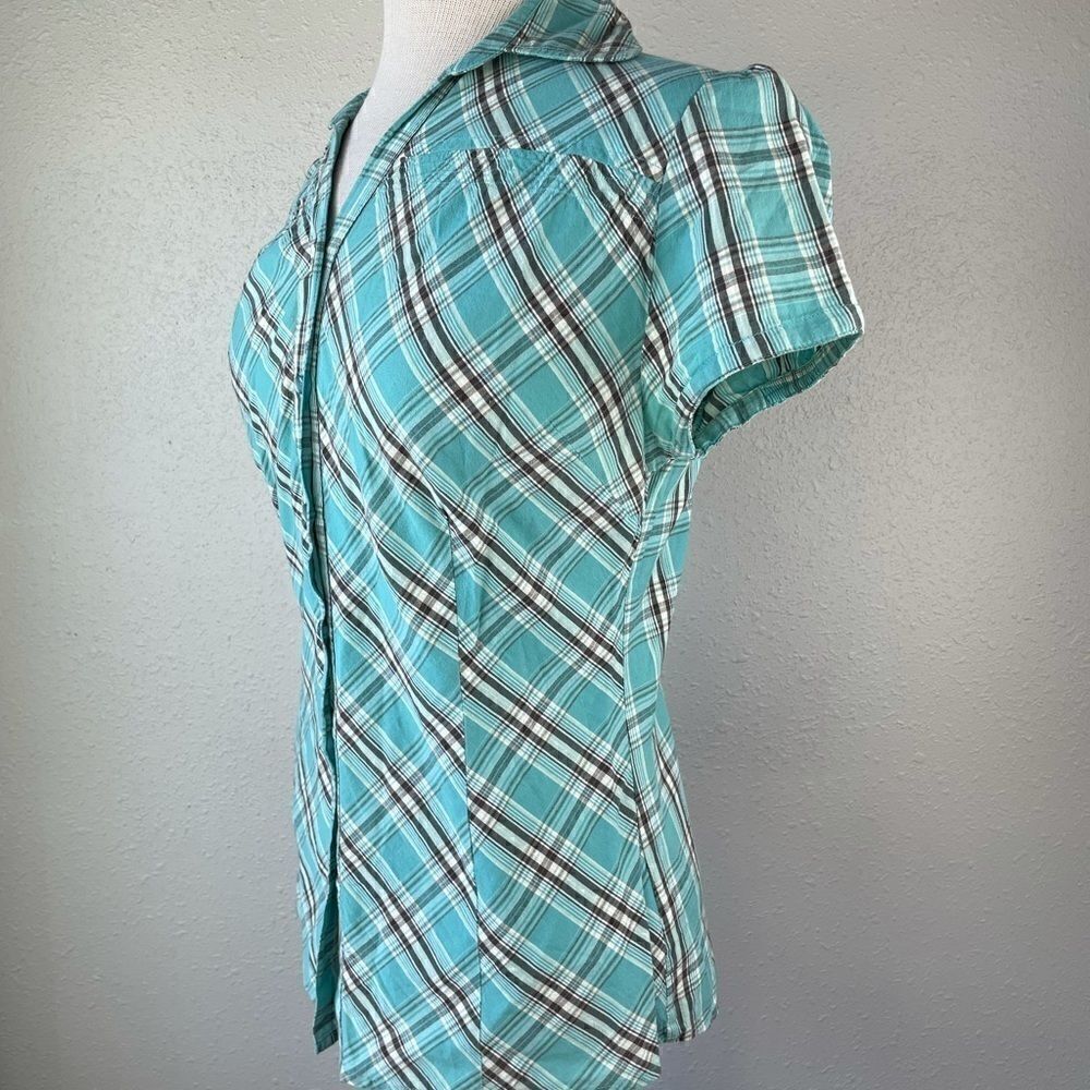 Envision Studio Matching Button Down Shirts EUC - Picture 4 of 13